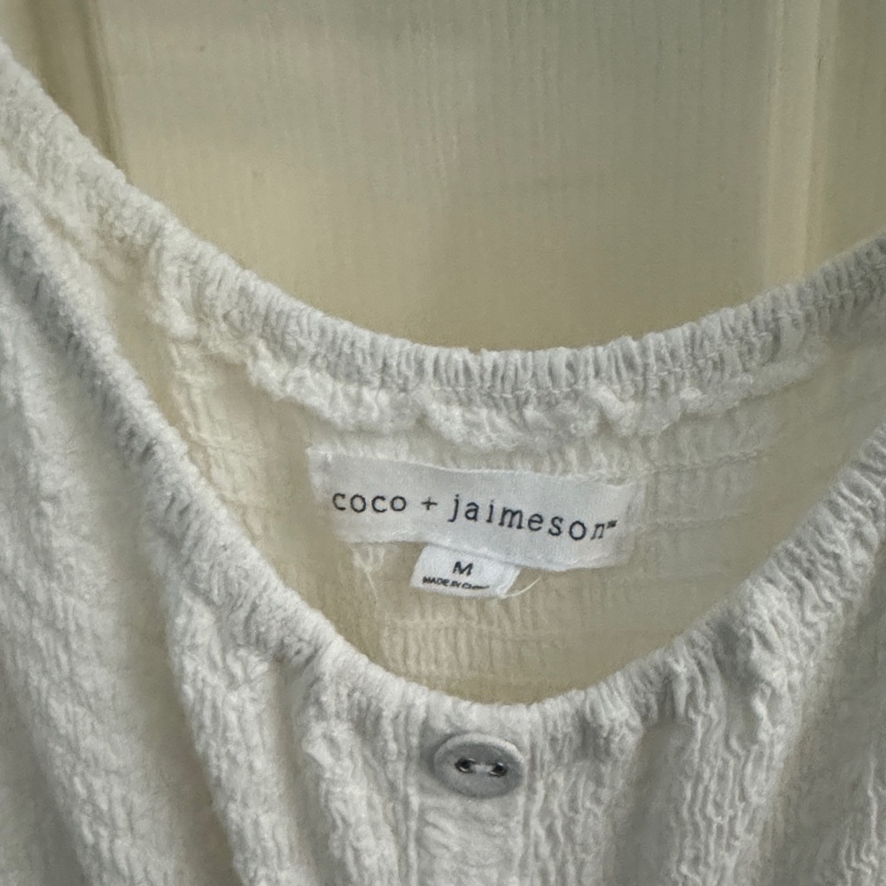 Francesca's Collections Textured White Button Top